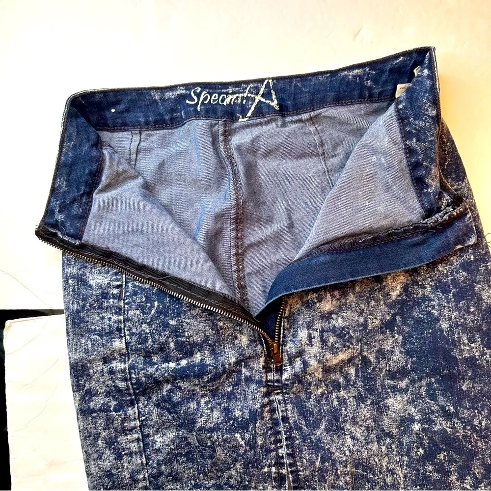 Special A Women’s Blue Denim Pencil Skirt Size S Dyed-Blue White Acid-Washed